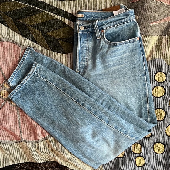 Levi’s Wedgie Jeans - Picture 1 of 8